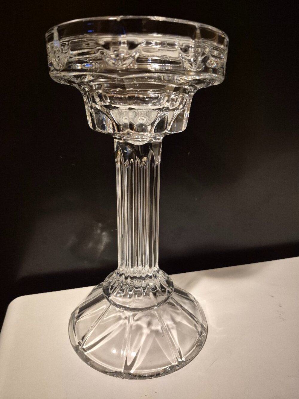 VINTAGE CRYSTAL PILLAR/TAPER CANDLE HOLDER (designs of Ireland)